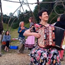 Erntedankfest mit Bal folk am 21.09.2024 in der Weiden-Kathedrale in Guggisberg